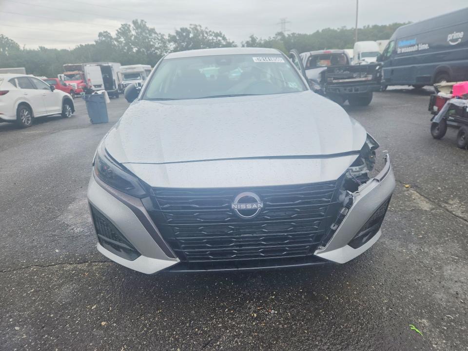 2026 Nissan Altima მანქანა იყიდება აუქციონზე, vin: 1N4BL4DV1TN333365, აუქციონის ნომერი: 70141856