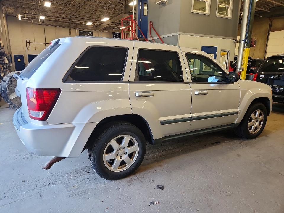 68311936 :رقم المزاد ، 1J8GR48K48C115625 vin ، 2008 Jeep Grand Cherokee مزاد بيع