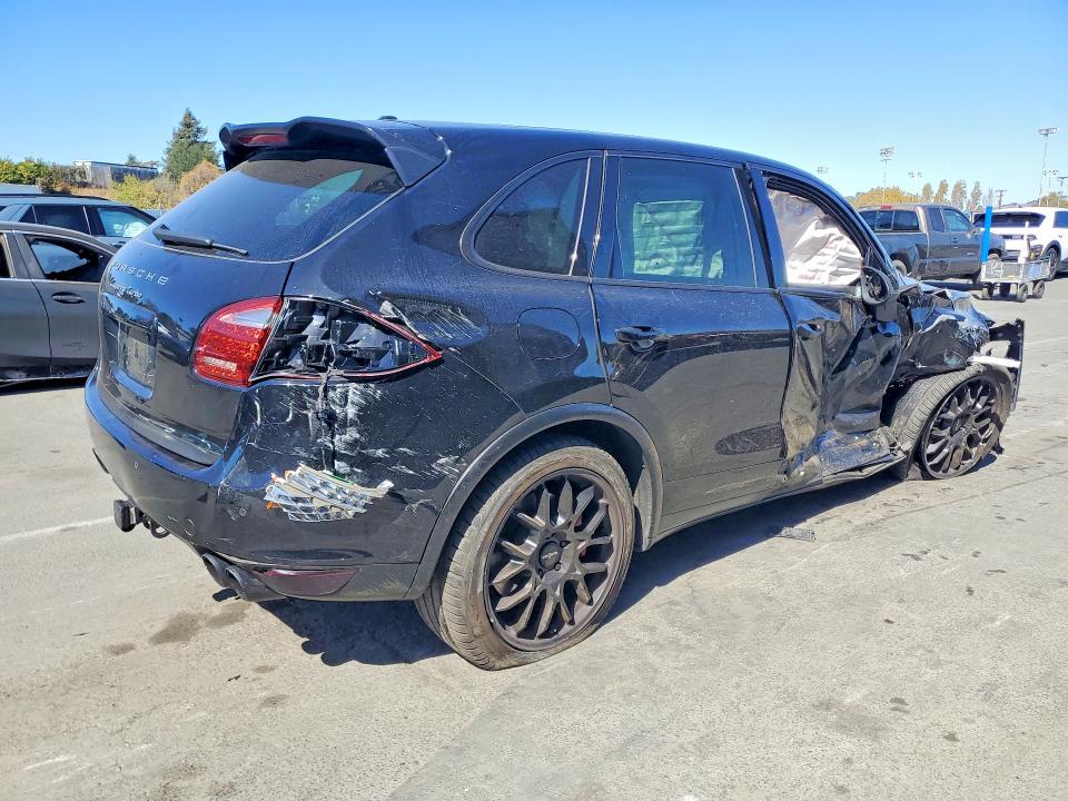 2013 Porsche Cayenne მანქანა იყიდება აუქციონზე, vin: WP1AC2A22DLA92609, აუქციონის ნომერი: 71057536