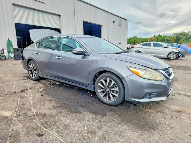 Продаж на аукціоні авто 2017 Nissan Altima, vin: 1N4AL3AP0HC198734, номер лоту: 66779796