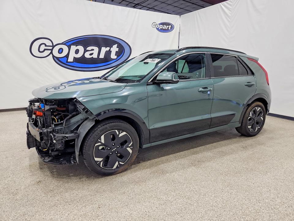 2023 Kia Niro მანქანა იყიდება აუქციონზე, vin: KNDCR3L12P5024581, აუქციონის ნომერი: 70857776