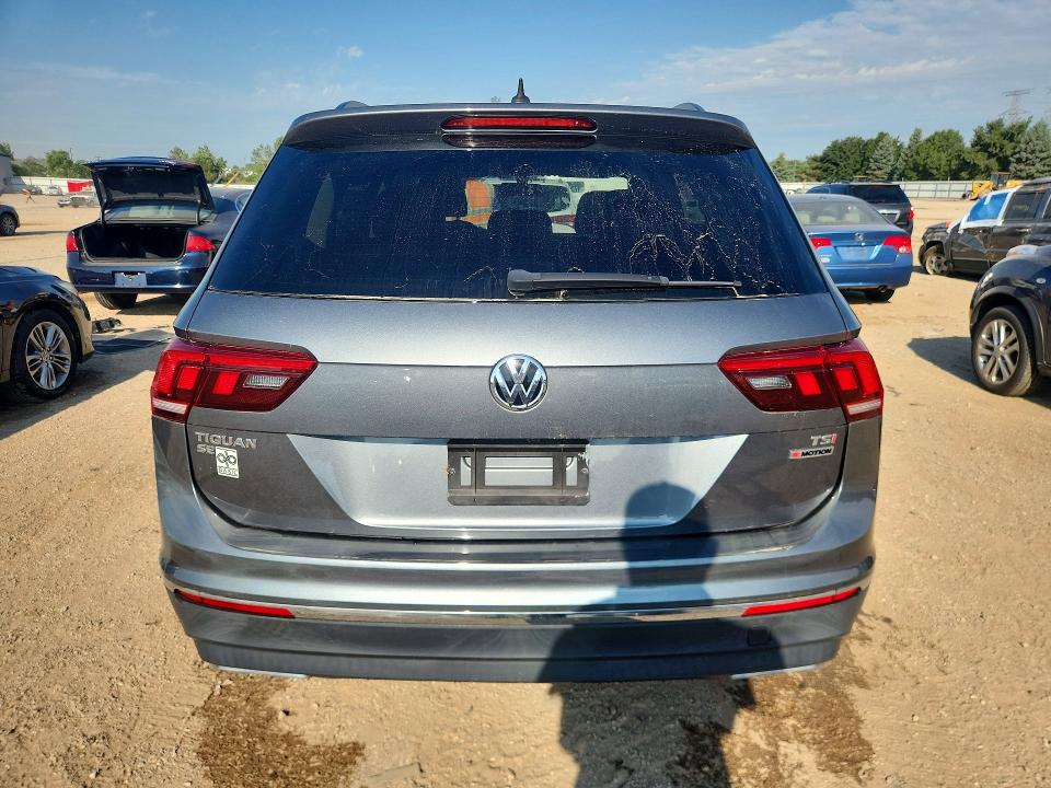 67495466 :رقم المزاد ، 3VV2B7AX9JM169957 vin ، 2018 Volkswagen Tiguan مزاد بيع