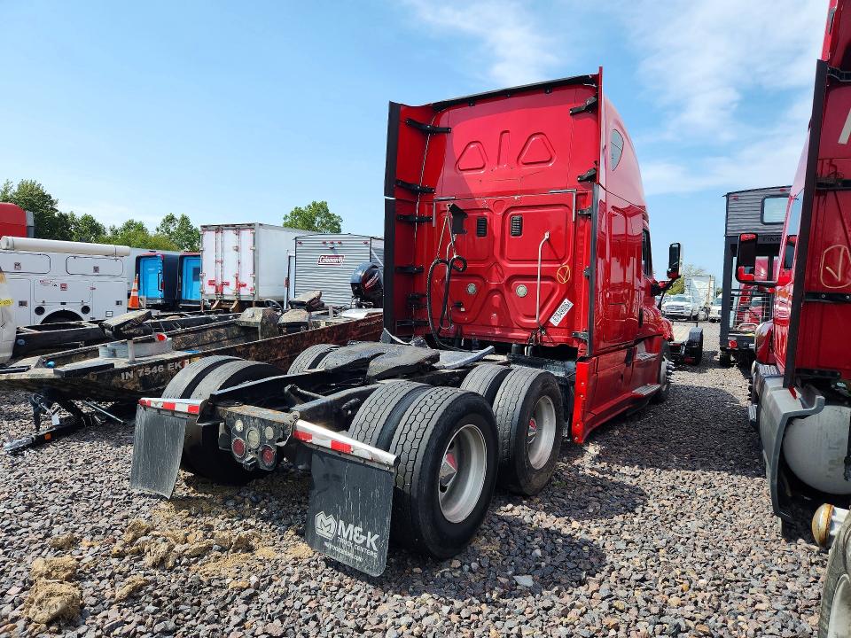 2016 Freightliner Cascadia 125 მანქანა იყიდება აუქციონზე, vin: 3AKJGLDR4GSGT9551, აუქციონის ნომერი: 67849086