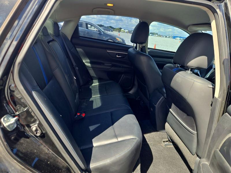 Продажа на аукционе авто 2018 Nissan Altima, vin: 1N4AL3AP8JC289904, номер лота: 70228036