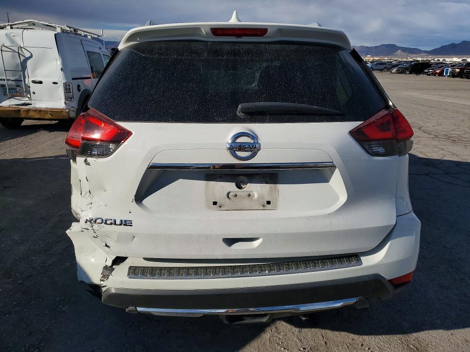 Aukcja sprzedaży 2017 Nissan Rogue, vin: 5N1AT2MT3HC773806, numer aukcji: 70699916
