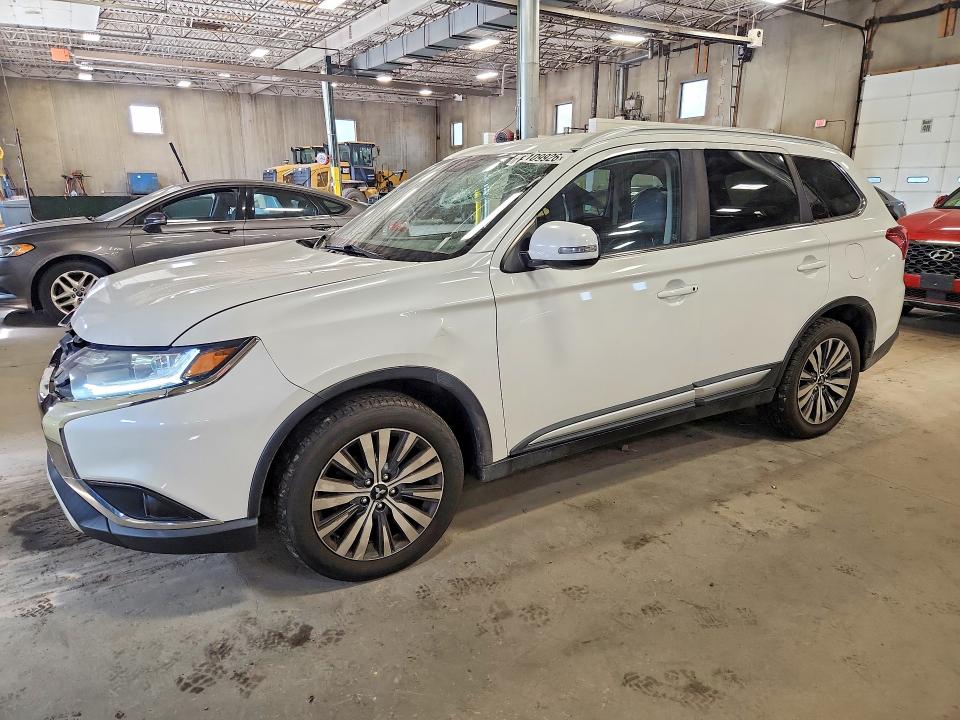 69109926 :رقم المزاد ، JA4AZ3A35KZ022671 vin ، 2019 Mitsubishi Outlander مزاد بيع