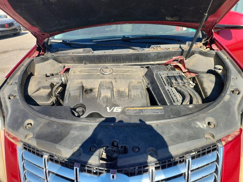 70162346 :رقم المزاد ، 3GYFNBE34FS622946 vin ، 2015 Cadillac Srx مزاد بيع