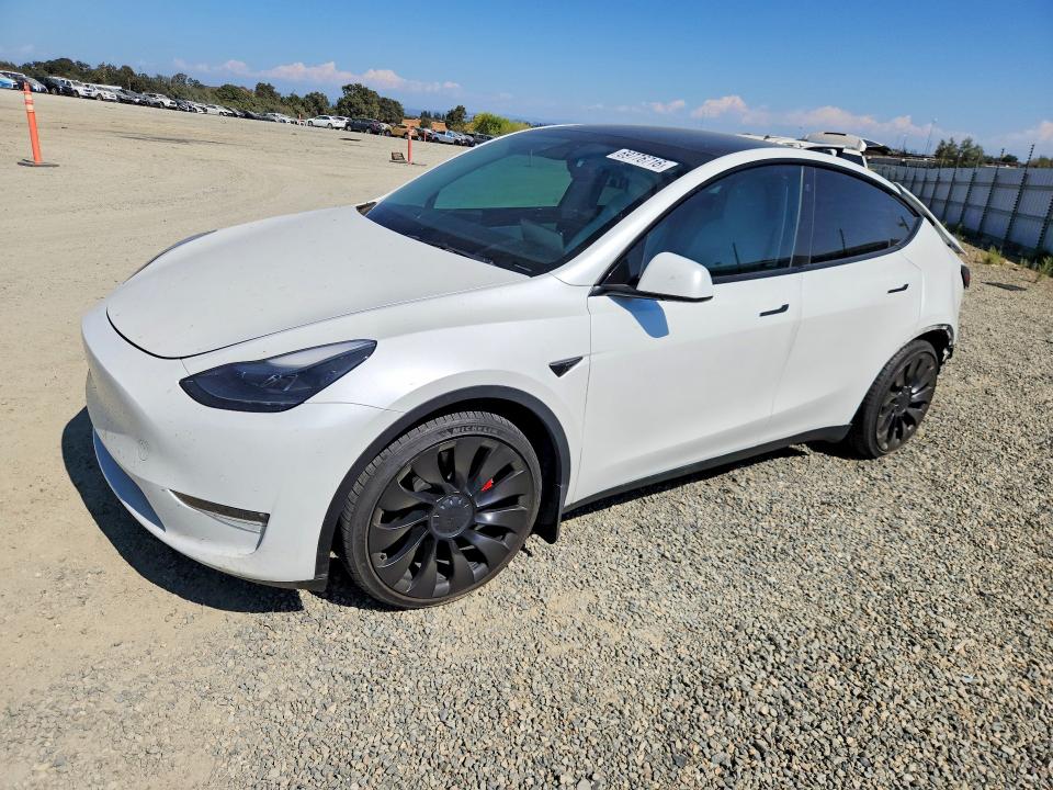 Продаж на аукціоні авто 2022 Tesla Model Y, vin: 7SAYGDEF8NF453605, номер лоту: 69776716