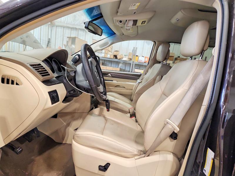 2010 Volkswagen Routan მანქანა იყიდება აუქციონზე, vin: 2V4RW3D18AR295937, აუქციონის ნომერი: 67910776