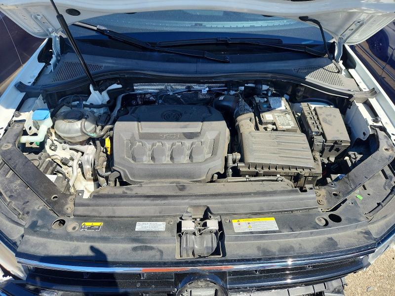 67369836 :رقم المزاد ، 3VVCB7AX5NM131393 vin ، 2022 Volkswagen Tiguan مزاد بيع