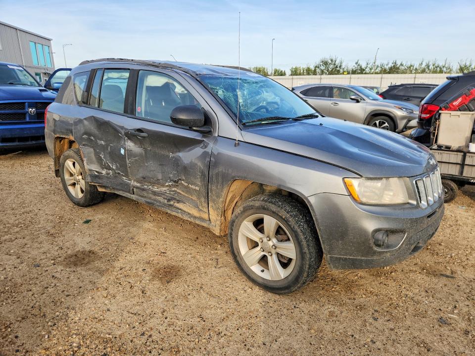 67773926 :رقم المزاد ، 1C4NJDAB0DD236530 vin ، 2013 Jeep Compass مزاد بيع