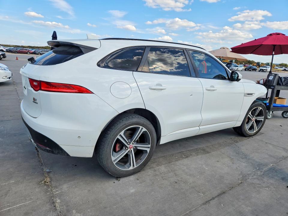 Продажа на аукционе авто 2018 Jaguar F-pace, vin: SADCM2FVXJA324234, номер лота: 70829436