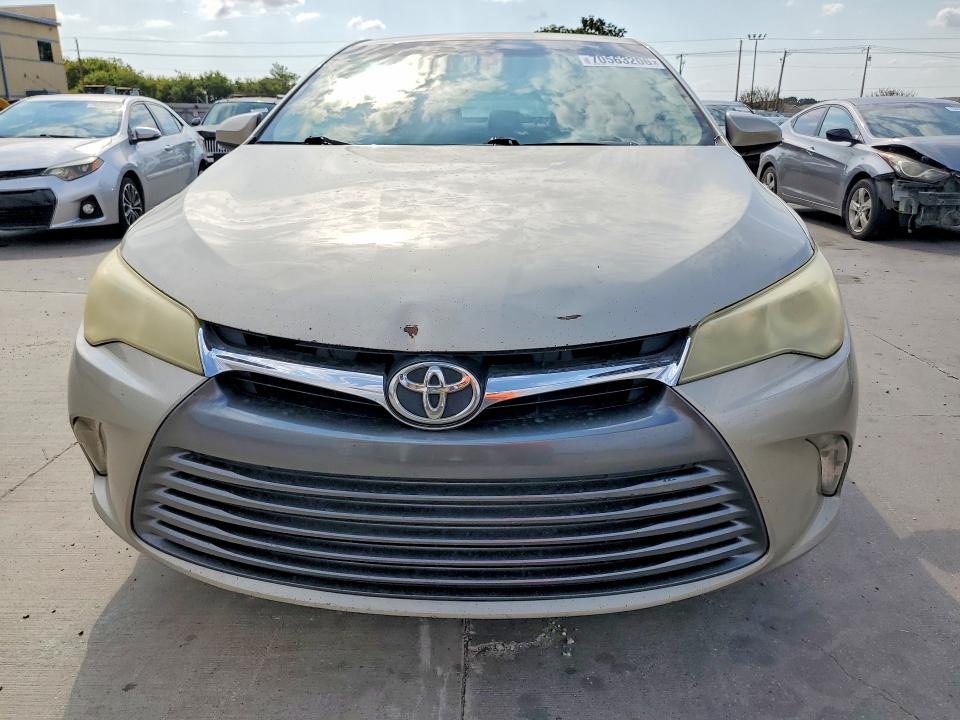 Продаж на аукціоні авто 2015 Toyota Camry, vin: 4T4BF1FK9FR445555, номер лоту: 70563206