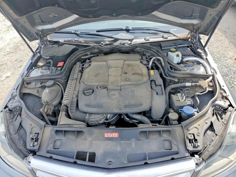 Продажа на аукционе авто 2013 Mercedes-benz C, vin: WDDGF8AB4DR256273, номер лота: 67322486
