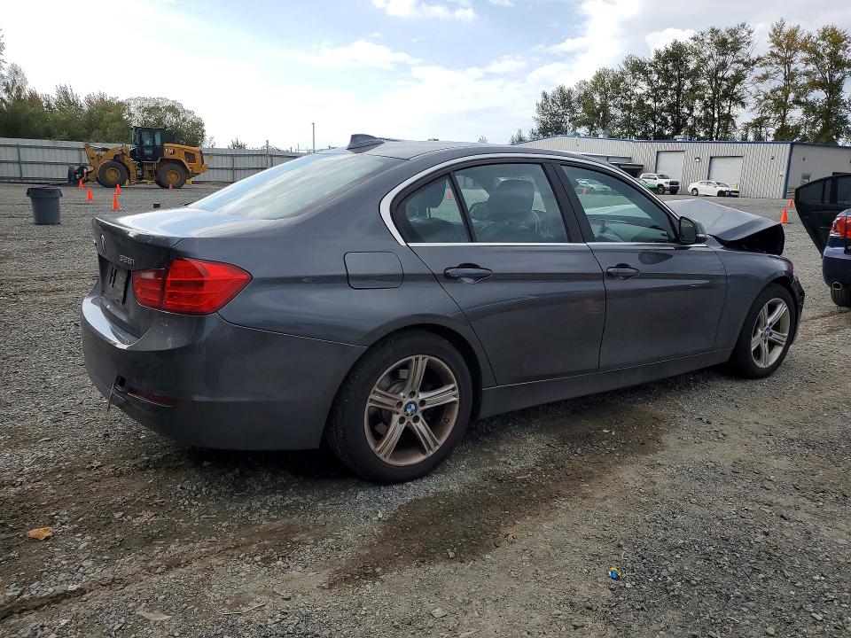 68813496 :رقم المزاد ، WBA3B5C59FF960173 vin ، 2015 Bmw 328 مزاد بيع
