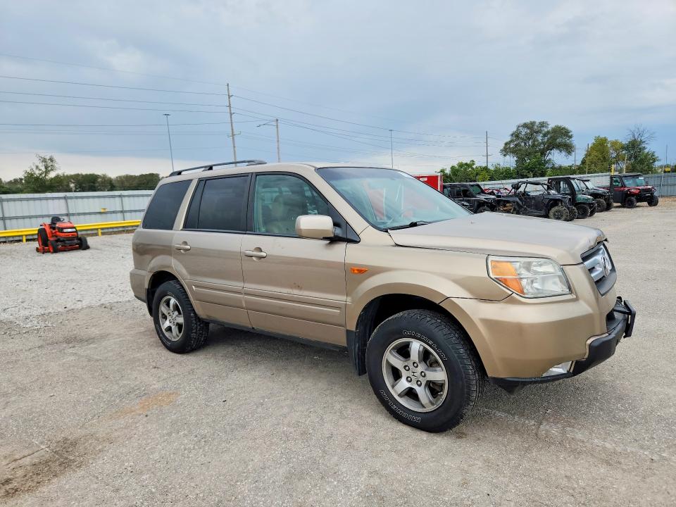 70146716 :رقم المزاد ، 5FNYF18606B004429 vin ، 2006 Honda Pilot مزاد بيع