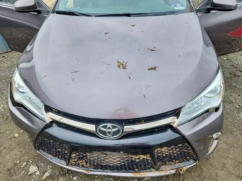 2015 Toyota Camry მანქანა იყიდება აუქციონზე, vin: 4T1BF1FKXFU896553, აუქციონის ნომერი: 71110926