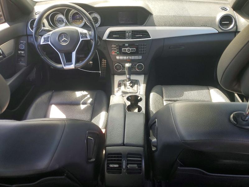 67487326 :رقم المزاد ، WDDGF4HB5CR233128 vin ، 2012 Mercedes-benz C مزاد بيع