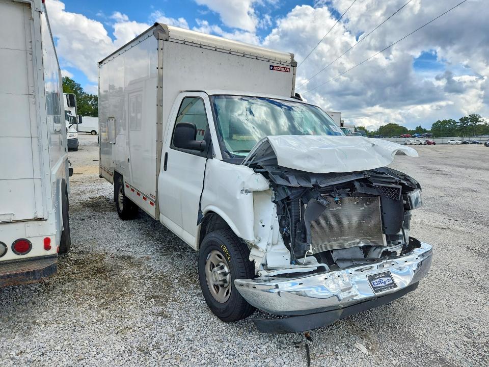 67696776 :رقم المزاد ، 1GB0GRFPXR1179728 vin ، 2024 Chevrolet Express مزاد بيع