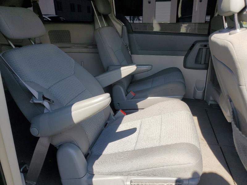 Auction sale of the 2010 Chrysler Town & Country, vin: 2A4RR5D10AR413213        , lot number: 65965546