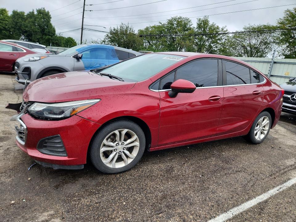 69480656 :رقم المزاد ، 1G1BE5SM2K7141873 vin ، 2019 Chevrolet Cruze مزاد بيع