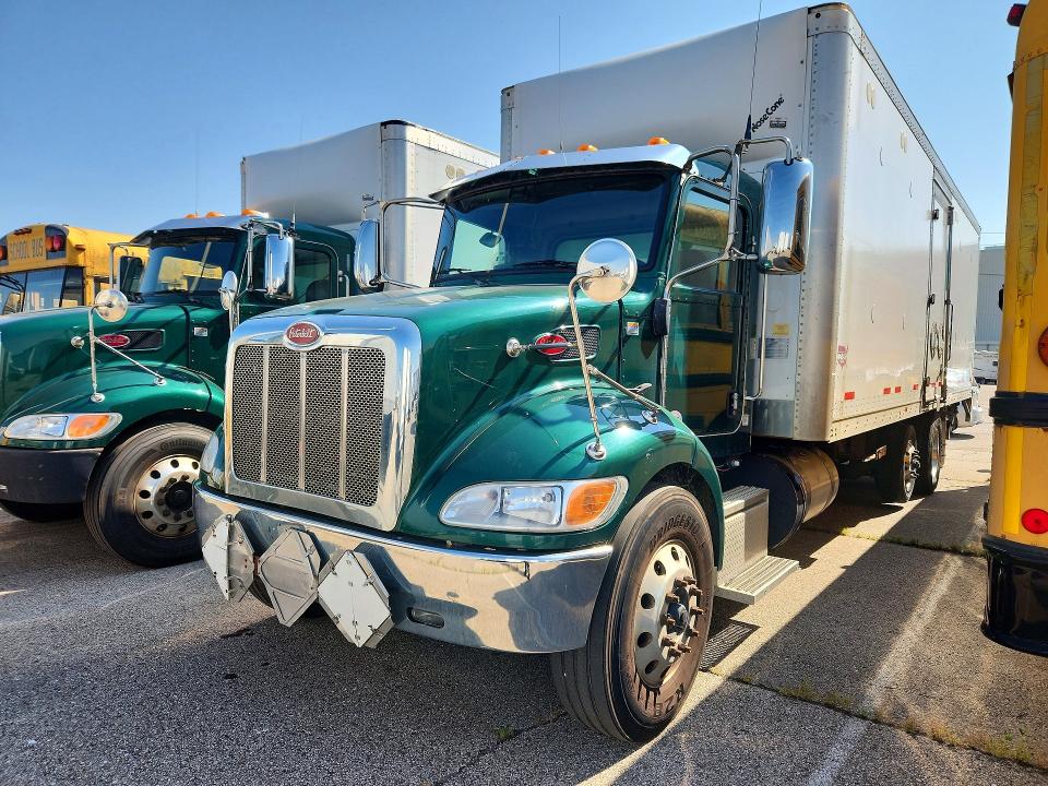 Продажа на аукционе авто 2018 Peterbilt 348, vin: 2NP3KM8X3JM482430, номер лота: 66986266