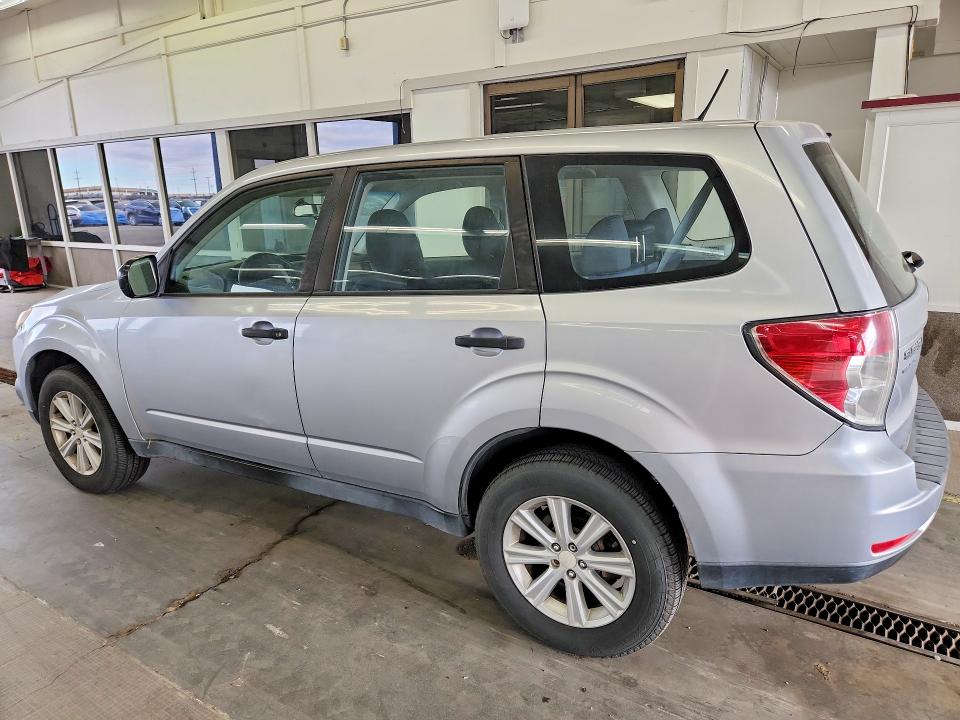 2013 Subaru Forester მანქანა იყიდება აუქციონზე, vin: JF2SHBAC2DH446505, აუქციონის ნომერი: 70462736