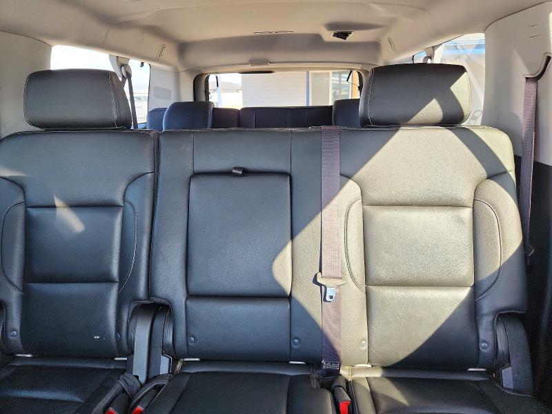 2016 Chevrolet Suburban მანქანა იყიდება აუქციონზე, vin: 1GNSKHKC6GR440617, აუქციონის ნომერი: 70812056
