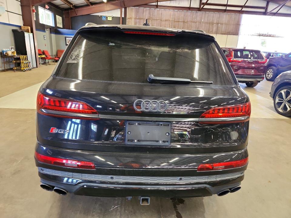 Продажа на аукционе авто 2020 Audi Sq7, vin: WA1VWAF75LD013252, номер лота: 70623996