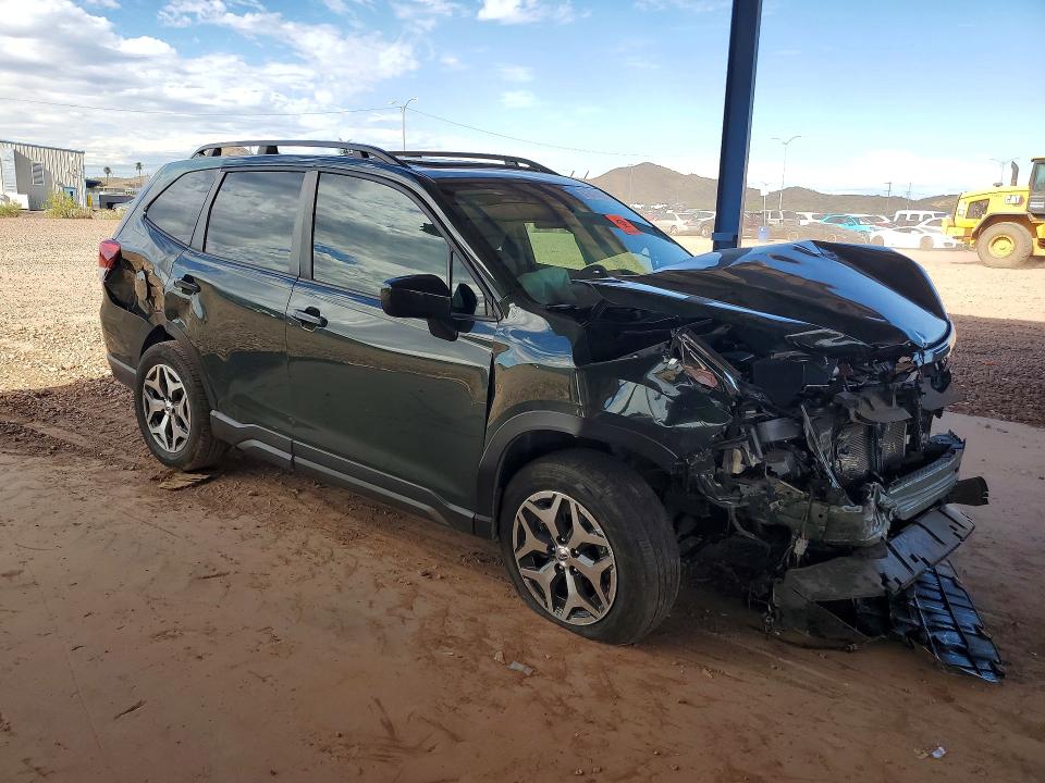 2023 Subaru Forester მანქანა იყიდება აუქციონზე, vin: JF2SKAEC4PH405626, აუქციონის ნომერი: 67847476
