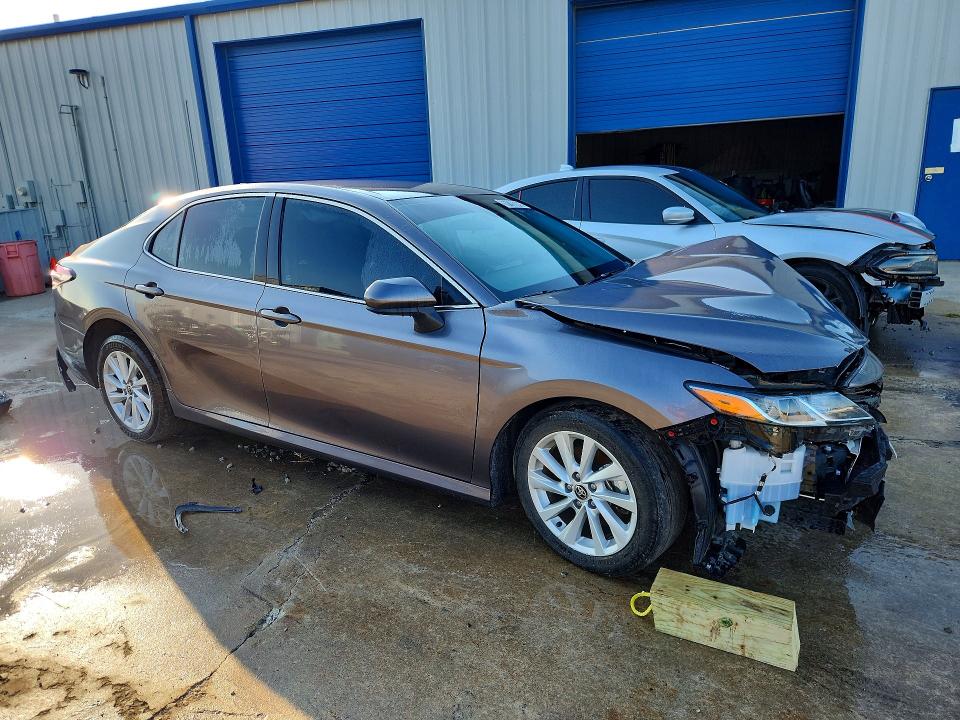 2024 Toyota Camry მანქანა იყიდება აუქციონზე, vin: 4T1C11AK8RU220455, აუქციონის ნომერი: 66198646