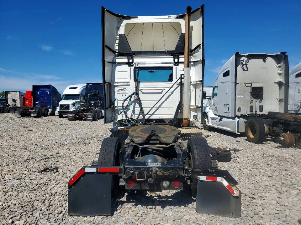 70538996 :رقم المزاد ، 4V4N39TG9HN987968 vin ، 2017 Volvo Vnl مزاد بيع
