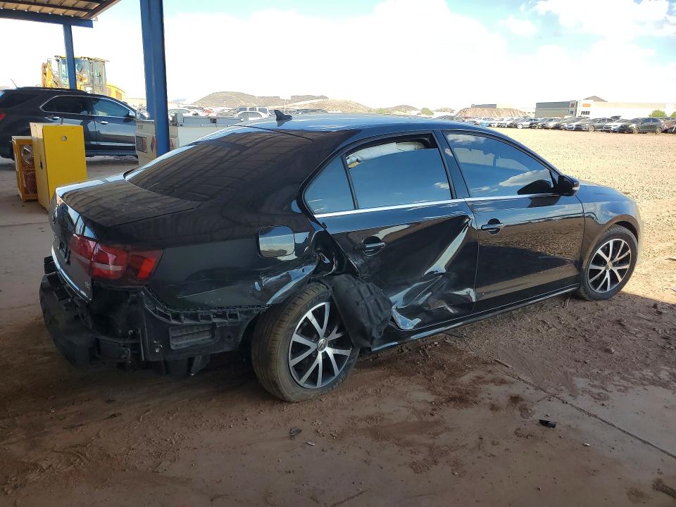 69022226 :رقم المزاد ، 3VWDB7AJ8HM385101 vin ، 2017 Volkswagen Jetta مزاد بيع
