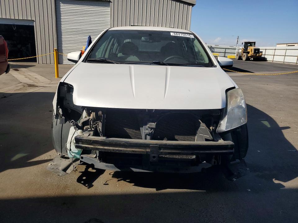 68415516 :رقم المزاد ، 3N1AB6APXBL664960 vin ، 2011 Nissan Sentra مزاد بيع