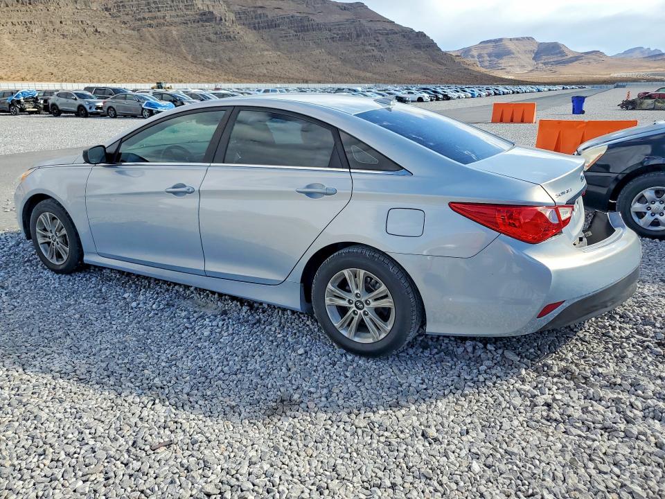 69992606 :رقم المزاد ، 5NPEB4AC6EH907233 vin ، 2014 Hyundai Sonata مزاد بيع
