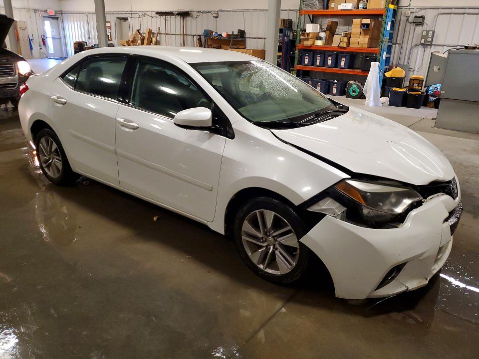 69395866 :رقم المزاد ، 5YFBPRHE1FP360580 vin ، 2015 Toyota Corolla مزاد بيع