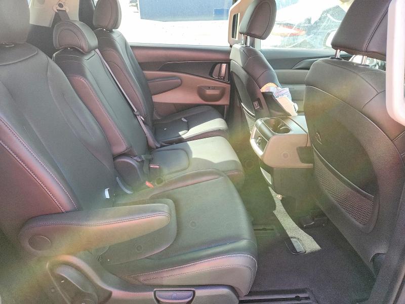 Auction sale of the 2026 Kia Carnival, vin: KNDNB5KA7T6161188, lot number: 67863226