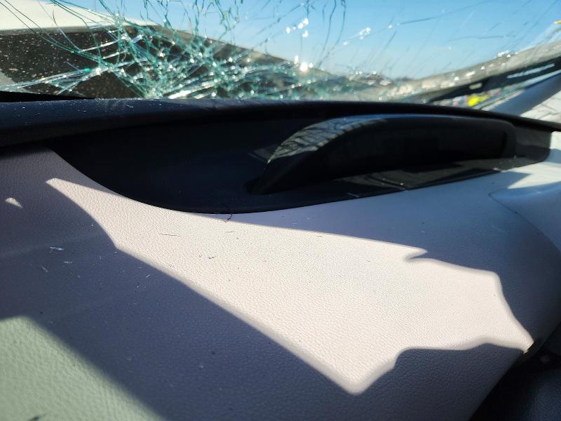 65963046 :رقم المزاد ، JTDKARFU6J3055816 vin ، 2018 Toyota Prius مزاد بيع