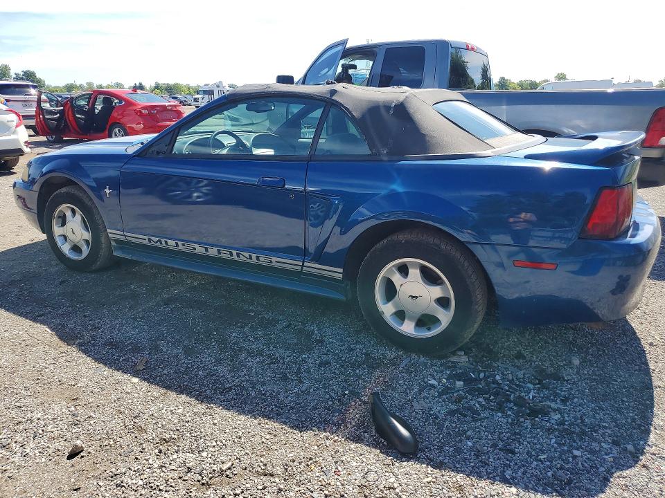 67733826 :رقم المزاد ، 1FAFP4442YF189338 vin ، 2000 Ford Mustang مزاد بيع