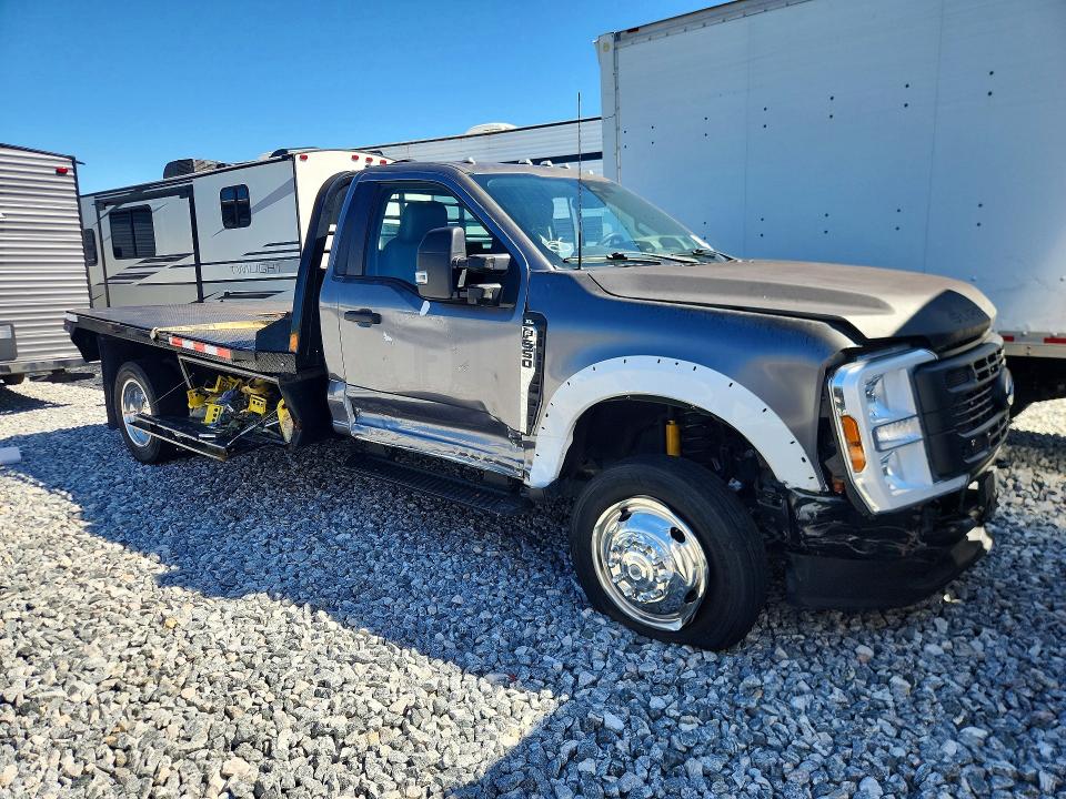 64738286 :رقم المزاد ، 1FDUF5HT7RDA17942 vin ، 2024 Ford F550 مزاد بيع