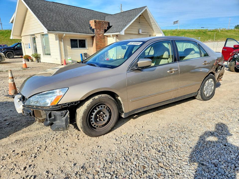 2003 Honda Accord მანქანა იყიდება აუქციონზე, vin: JHMCM56383C001205, აუქციონის ნომერი: 68740446