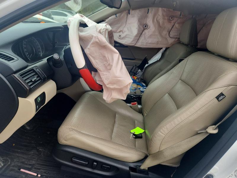 Продажа на аукционе авто 2015 Honda Accord, vin: 1HGCR2F96FA801377, номер лота: 70685516
