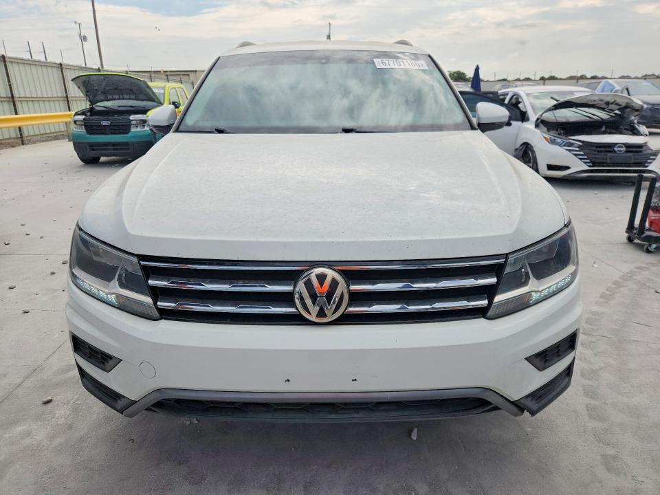67701186 :رقم المزاد ، 3VV3B7AX9KM097096 vin ، 2019 Volkswagen Tiguan مزاد بيع