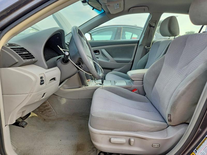 67371626 :رقم المزاد ، 4T4BF3EK7AR077317 vin ، 2010 Toyota Camry مزاد بيع