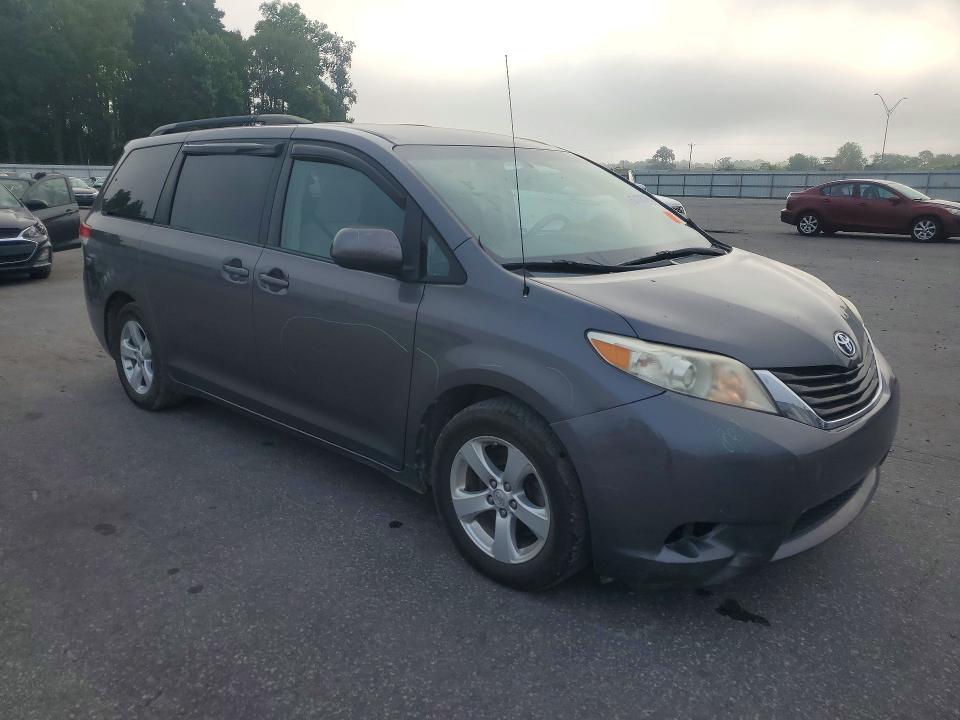 2013 Toyota Sienna მანქანა იყიდება აუქციონზე, vin: 5TDKK3DC6DS360238, აუქციონის ნომერი: 67176806