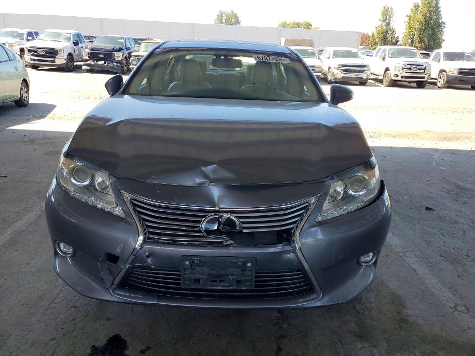 67073696 :رقم المزاد ، JTHBK1GG7E2114938 vin ، 2014 Lexus Es مزاد بيع