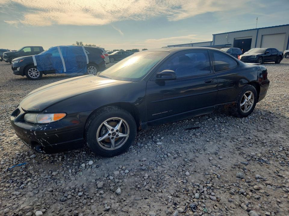 Auction sale of the 2000 Pontiac Grand Prix, vin: 1G2WP12K1YF328132, lot number: 67555576