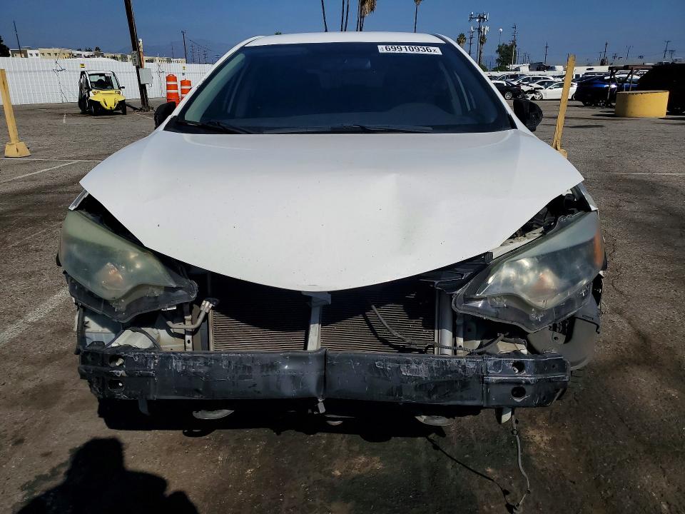 69910936 :رقم المزاد ، 5YFBURHE6GP413946 vin ، 2016 Toyota Corolla مزاد بيع