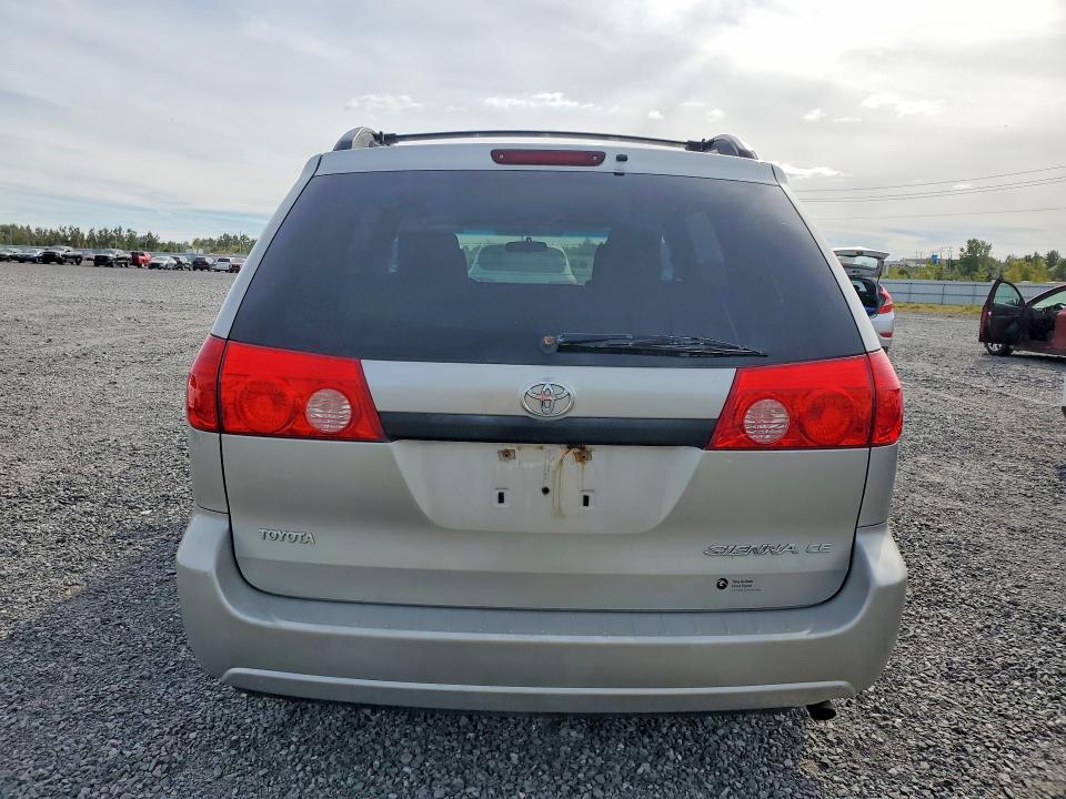 69802896 :رقم المزاد ، 5TDZK4CC4AS305580 vin ، 2010 Toyota Sienna مزاد بيع