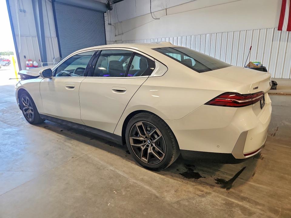 2027 Bmw 530 მანქანა იყიდება აუქციონზე, vin: WBA53FJ00VCY28079, აუქციონის ნომერი: 69038486